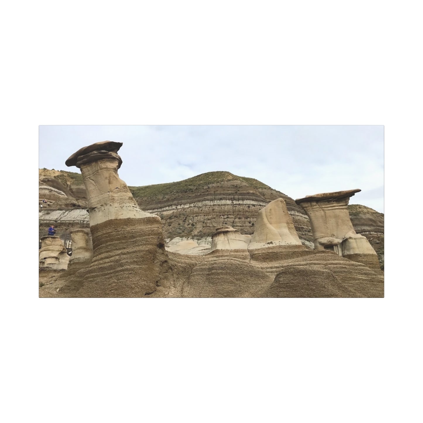 Elegant Landscape Canvas Art - Unique Rock Formations for Nature Lovers