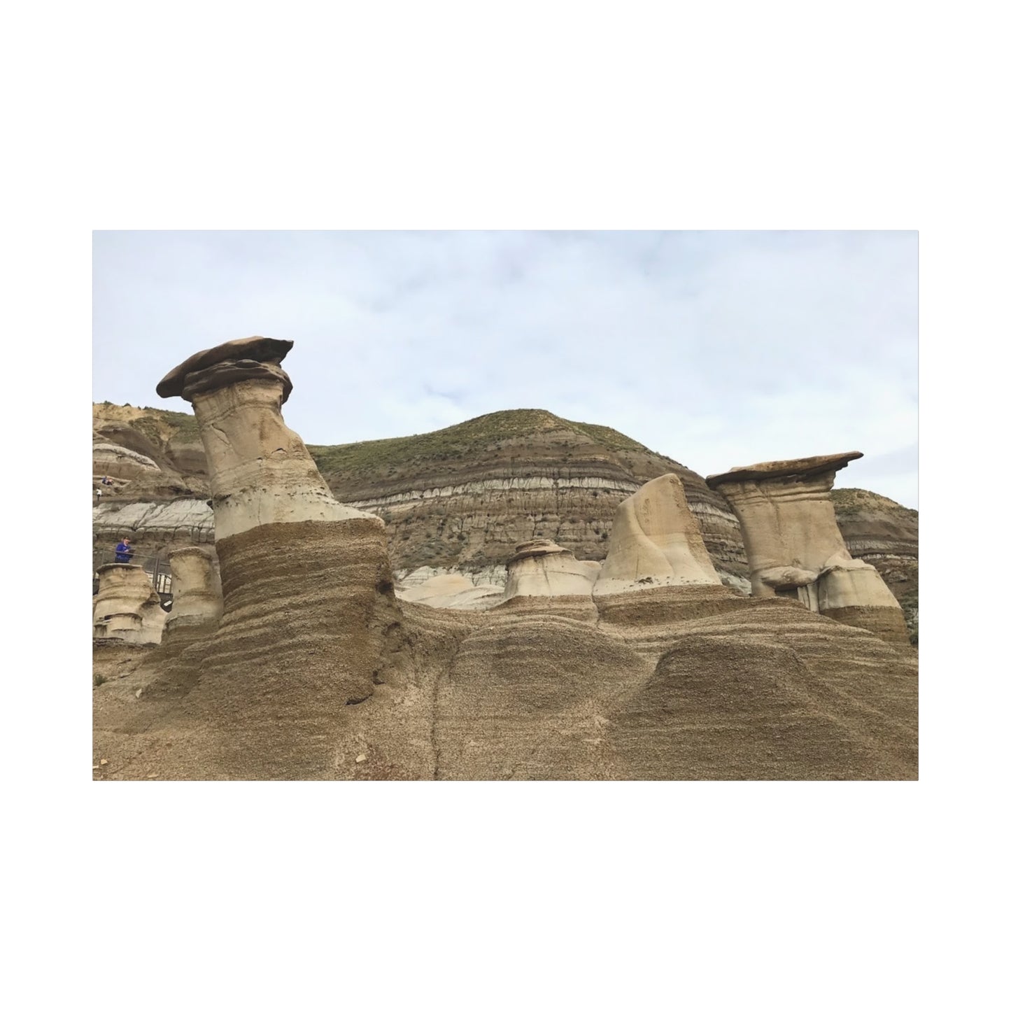 Elegant Landscape Canvas Art - Unique Rock Formations for Nature Lovers
