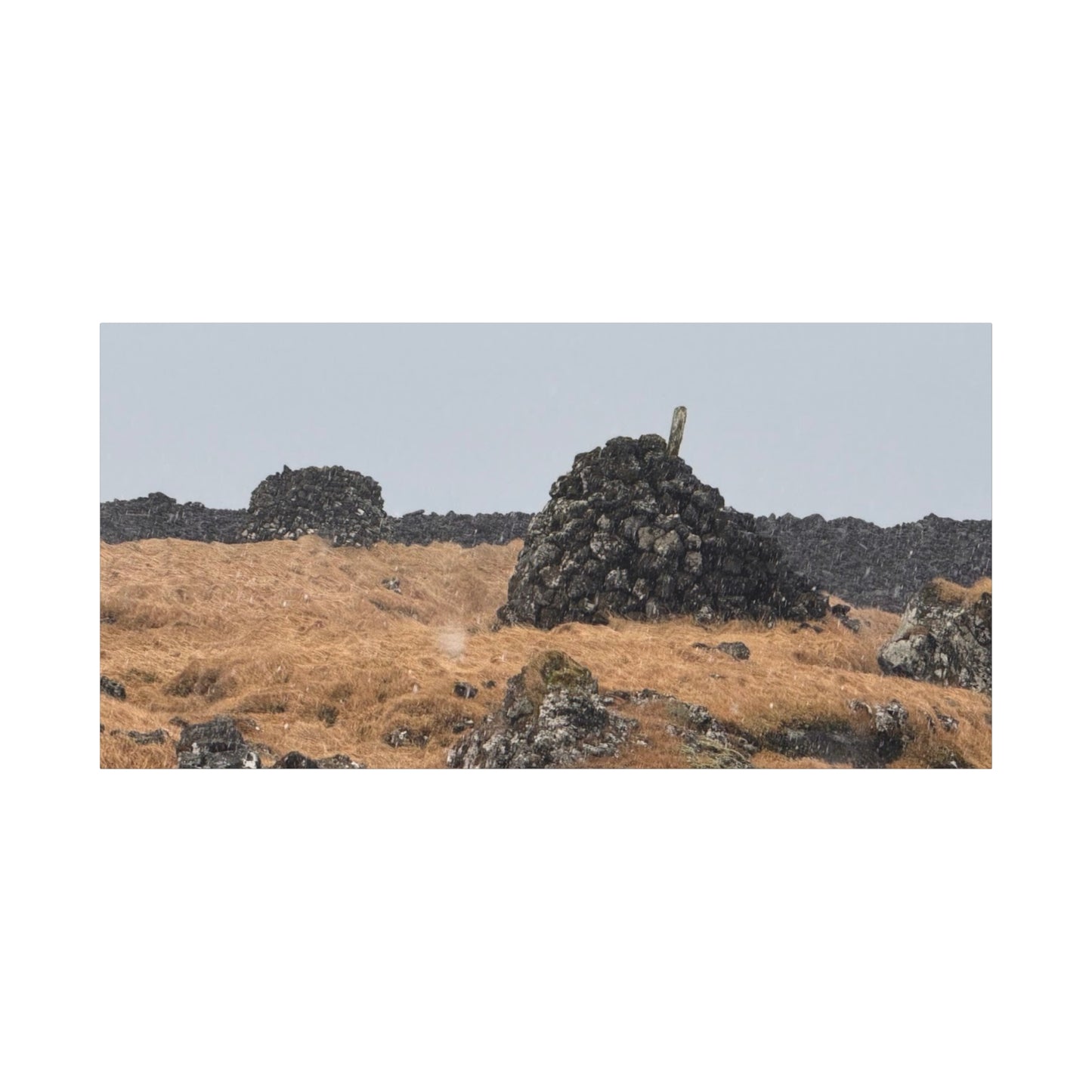 Nature-Inspired Stretched Canvas Art - Tranquil Rock Formation